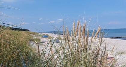 Modern apartment in the first row on the beach of Zingst with balcony - Residence