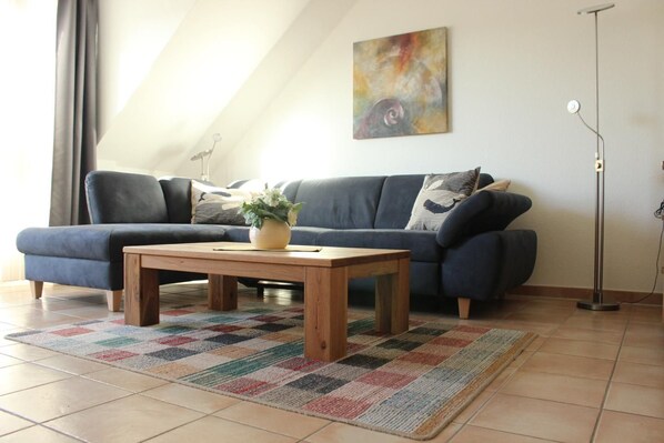 TV, DVD player, aparelho de som