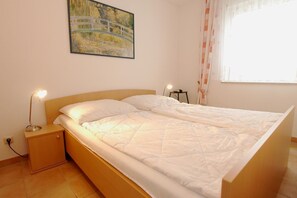 1 bedroom, WiFi - Comfortable vacation apartment in the first row on the beach of Zingst with terrace - (Zingst)