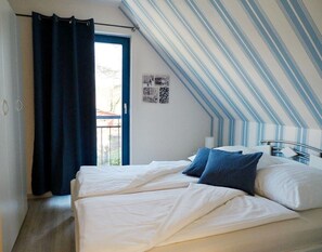 3 bedrooms, iron/ironing board, WiFi