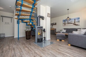 TV, fireplace, DVD player, stereo - Meeresrauschen 1 - High-quality and lovingly furnished vacation home! (Zingst)