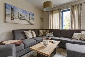 Unclassified image, 4 of 17, button - Meeresrauschen 1 - High-quality and lovingly furnished vacation home! (Zingst)
