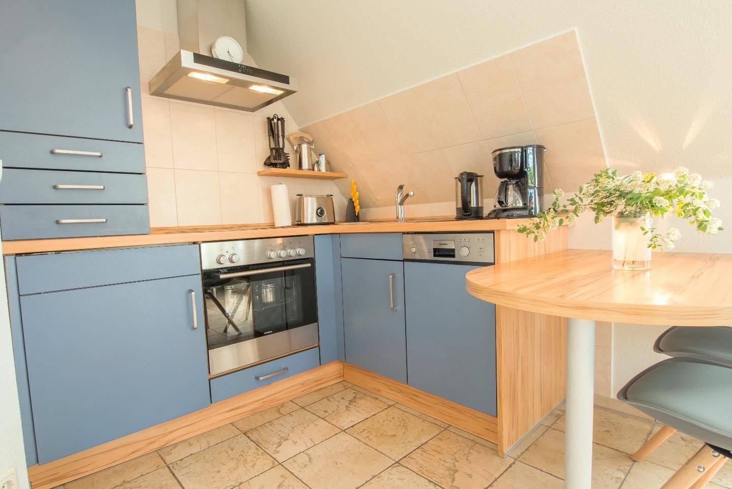 Geladeira, fogão, cooktop, lava-louças