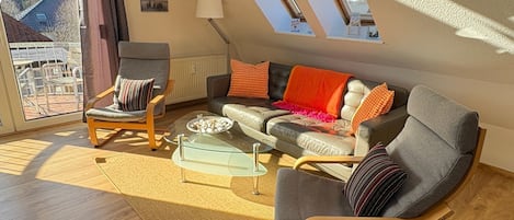 Fernseher, Stereoanlage