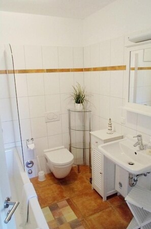 Unclassified image, 4 of 10, button