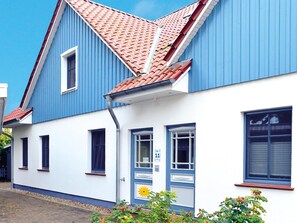 Exterior - Freesenkietz 23 - Ground floor apartment for 2 persons in a quiet area close to the beach (Zingst)