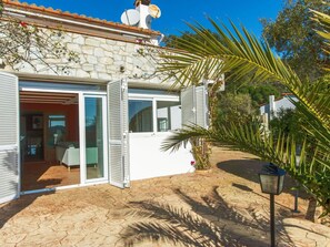 Exterior detail - Wonderful private villa for 10 people with private pool, WIFI, A/C, TV, patio and panoramic view (Calonge)
