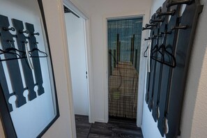 Interior - Wehmeyer Strandhotel - sea view and beach chair included! (Dahme)