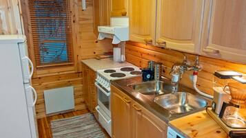 Jääkaappi, mikroaaltouuni, astianpesukone