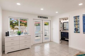 Interior - 2 Villas, Pickleball, Htd Pool,Game Room,6BR/24ppl (Bradenton)