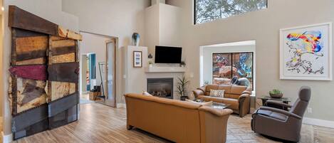 Smart TV, fireplace, ping pong, offices