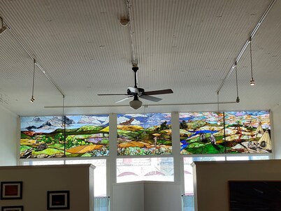 Former Art Gallery is now spacious lodging