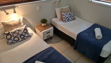 Apartment, 2 Bedrooms, Beachside