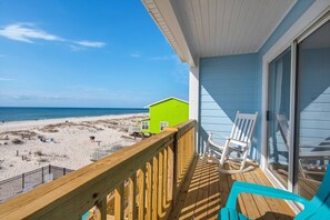 Property grounds - Gulf Shores Oceanfront Rental | Sleeps 24 (Gulf Shores)