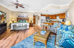 Fernseher, DVD-Player, Stereoanlage