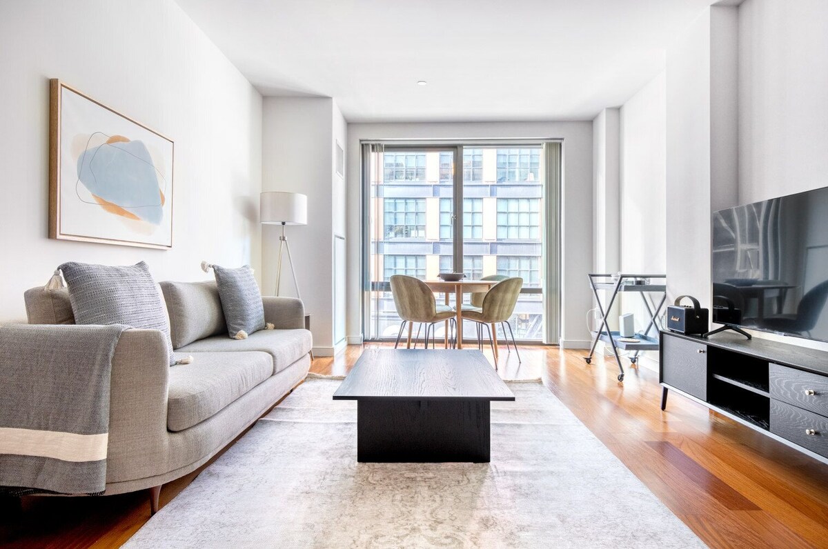 Sleek North Station 1BR w/ W/D & Gym, near TD Garden, by Blueground