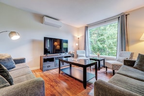 Smart TV, fireplace, printers