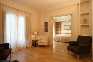 1 bedroom, premium bedding, iron/ironing board, travel crib