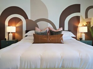 3 Schlafzimmer, Zimmersafe, Schreibtisch, Bügeleisen/Bügelbrett
