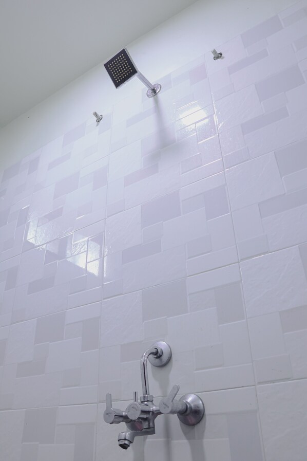 Family Room | Bathroom - Hotel Mukesh residency (Pune)