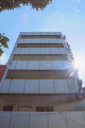 Front of property - Hotel Mukesh residency (Pune)
