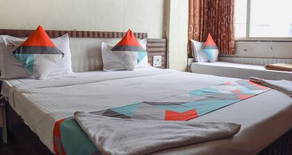 Hotel Mukesh residency