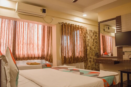 Hotel Mukesh residency
