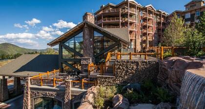 Westgate Resort Ski-In / Ski-Out Condo | Free Ski Valet | Hot Tubs | Room Service