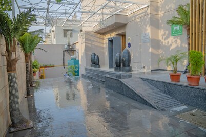 Zip By Spree Hotels Chakan