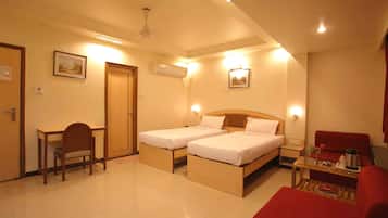 Superior Room | Desk, free WiFi