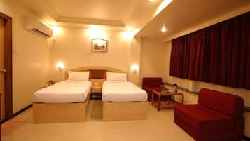Executive Double or Twin Room | Desk, free WiFi