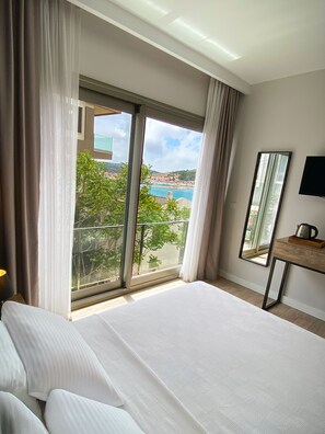 Minibar, free WiFi, bed sheets - Sahil Otel (Cesme)