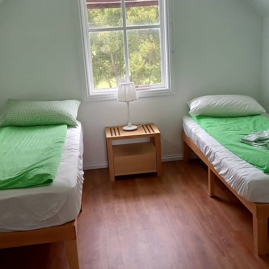 5 makuuhuonetta, ilmainen Wi-Fi, vuodevaatteet