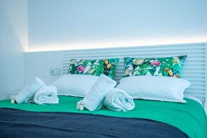 2 chambres, fer et planche à repasser, accès Internet, draps fournis