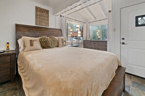 3 habitaciones, wifi gratis y ropa de cama 