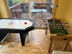 Spielezimmer