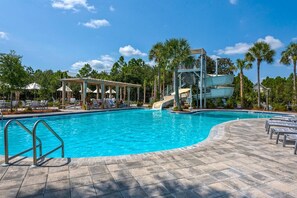 A heated pool - 8 Free Bikes/Heated Community Pool/Guest House/Screened Porch/Sleeps 12/Steps to Camp Watercolor/30A (Santa Rosa Beach)