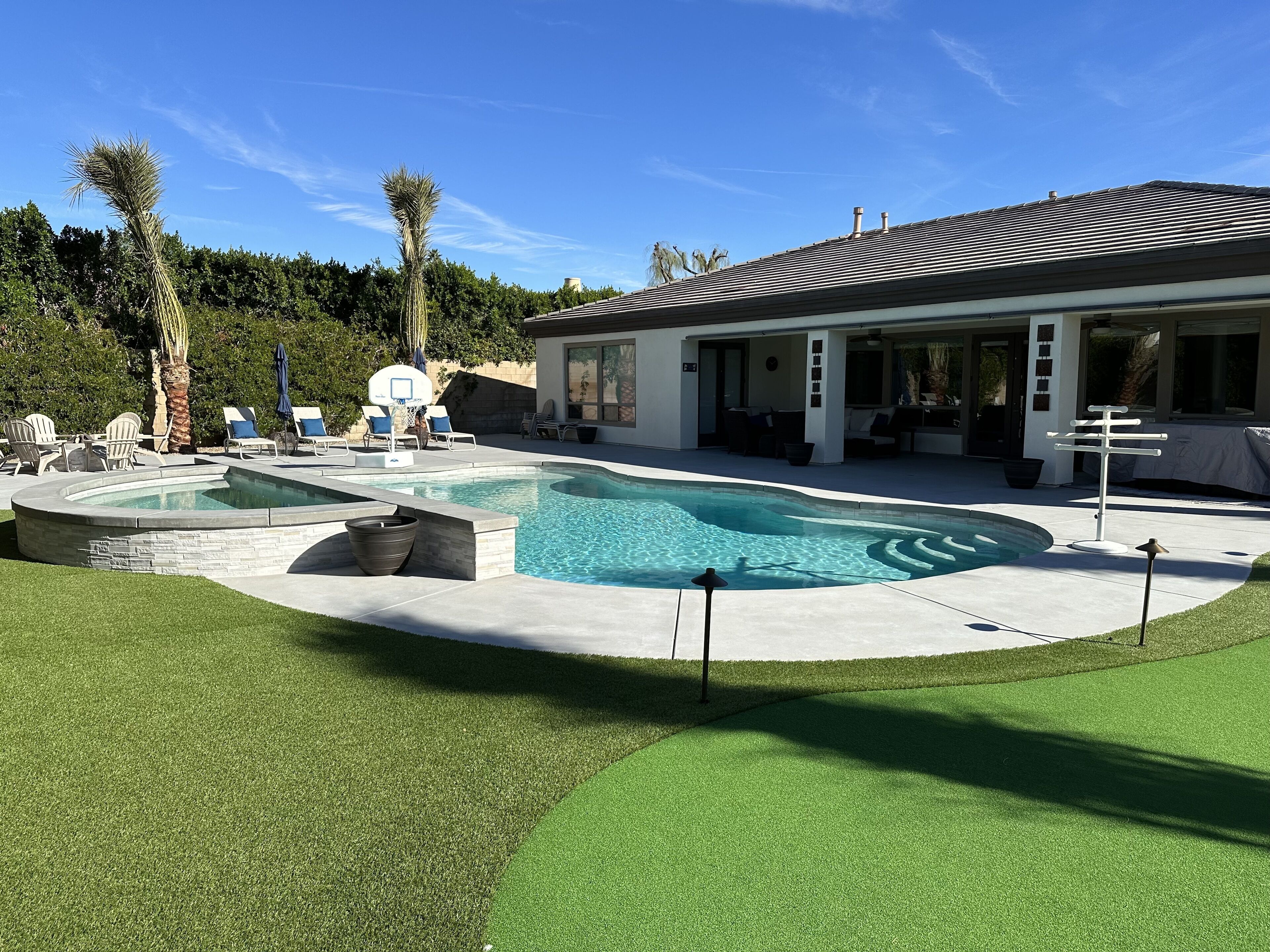Desert Oasis with Private Pool and Hot tub (Close to Coachella)