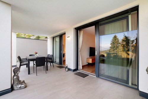 Ferienwohnung Panoramaresidence mit Bergblick, Garten und Grill