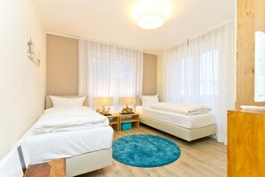 2 quartos, cofres nos quartos, Wi-Fi, roupa de cama