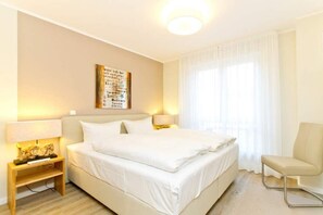 2 bedrooms, in-room safe, WiFi, bed sheets - Villa Limora, App. 03 (Heringsdorf)