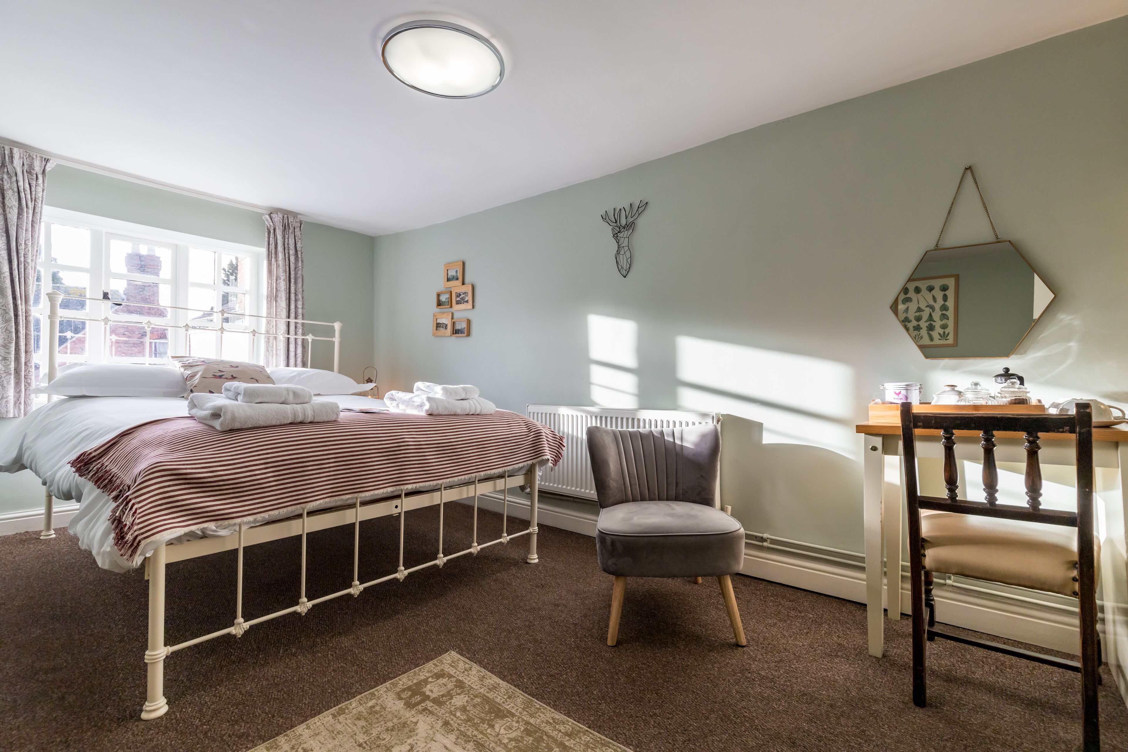 Photo - The Littleton Arms