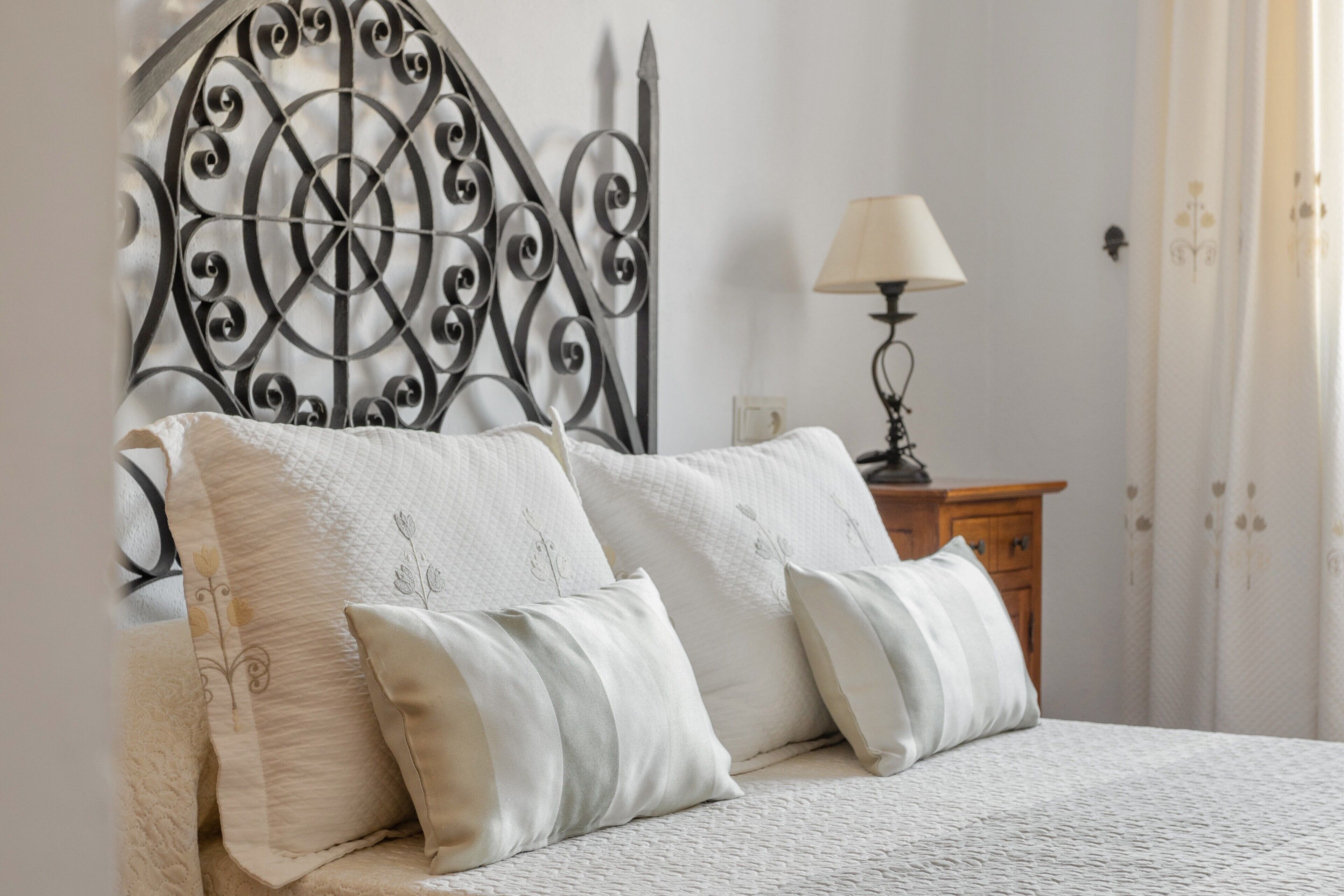 3 habitaciones, tabla de planchar con plancha y wifi gratis 