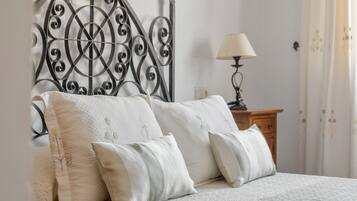 3 habitaciones, tabla de planchar con plancha y wifi gratis