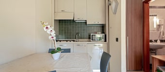 Apartment "Boboba" with Sea View & Wi-Fi