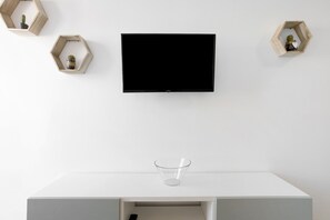 Interior - 'Appartamento 1' Near the Beach with Wi-Fi & Garden (Ameglia)