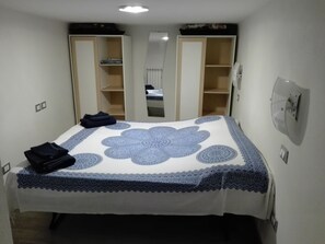 1 quarto, roupa de cama