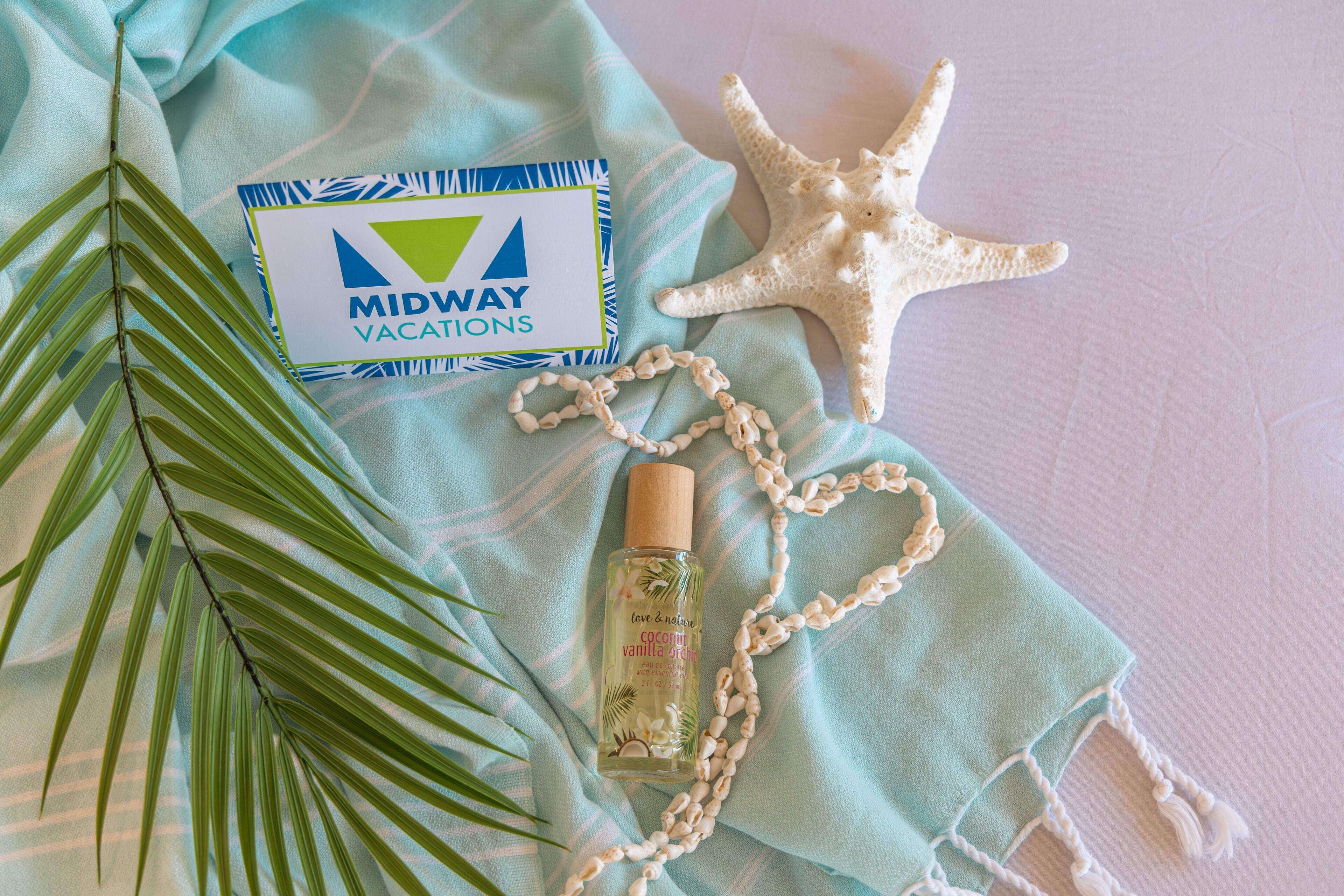 Combined shower/tub, hair dryer, towels, soap