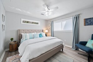 3 bedrooms, desk, iron/ironing board, travel cot