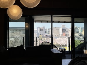 River View Royal Suite | Down comforters, desk, free WiFi, bed sheets